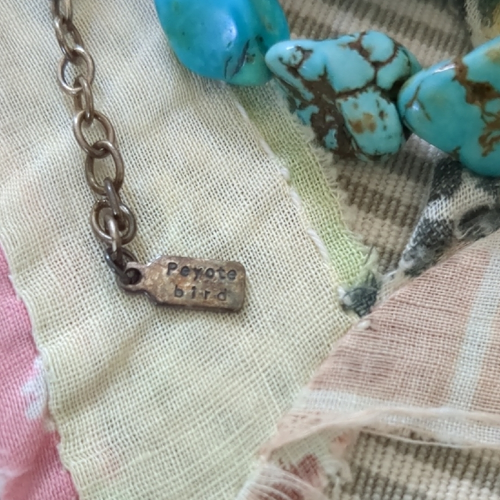 Peyote Bird Torquoise Beaded Necklace - Picture 4 of 6
